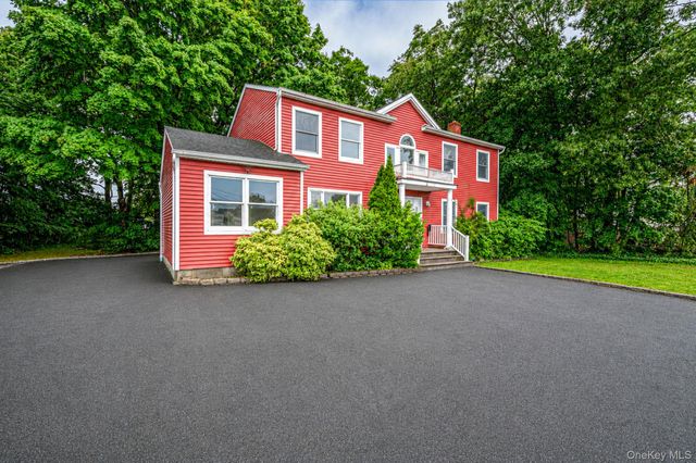 2475 Nesconset Highway, Lake Grove, NY 11755