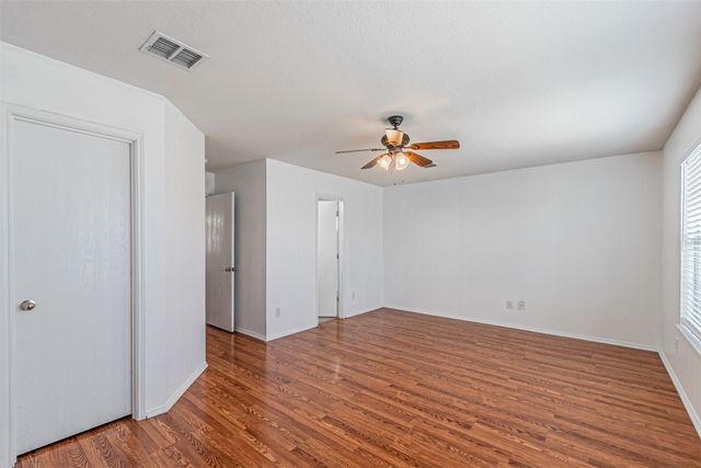 7804 Hidden Path Lane, Denton, TX 76210