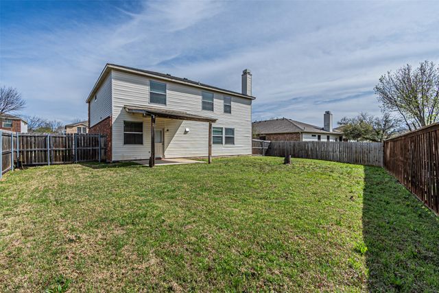7804 Hidden Path Lane, Denton, TX 76210