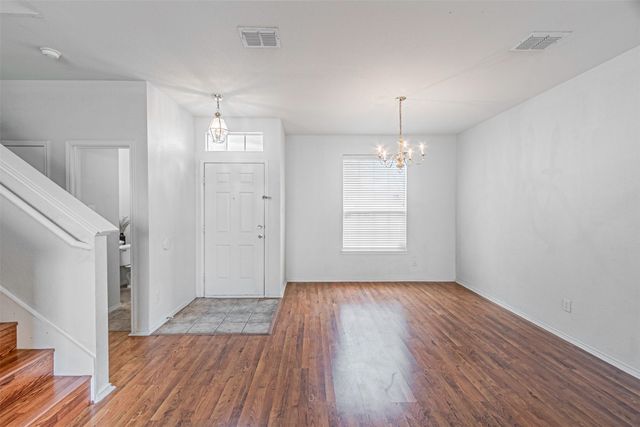 7804 Hidden Path Lane, Denton, TX 76210