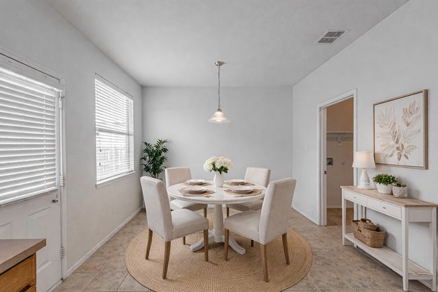 7804 Hidden Path Lane, Denton, TX 76210