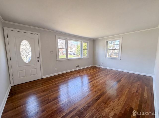 19 Delekas Avenue, South Plainfield, NJ 07080