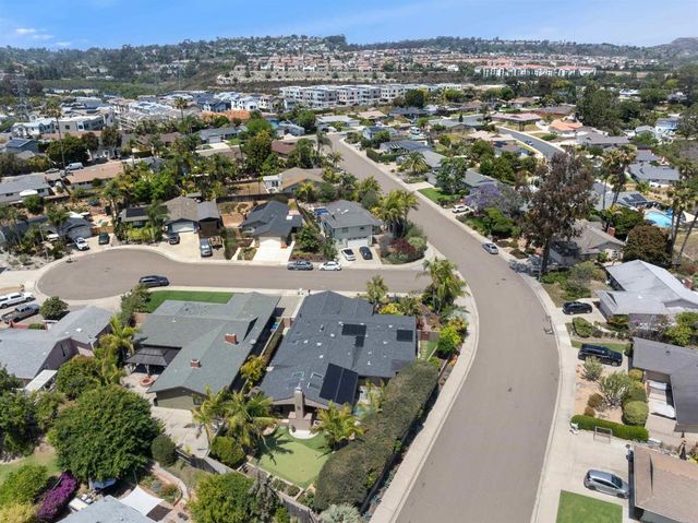 4927 Loma Way, Carlsbad, CA 92008