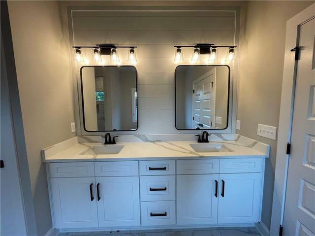 1937 DUNCANS MILL Lane, Jefferson, GA 30549