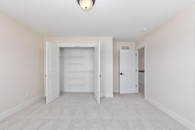 3321 Hideaway Drive SE, Caledonia, MI 49316