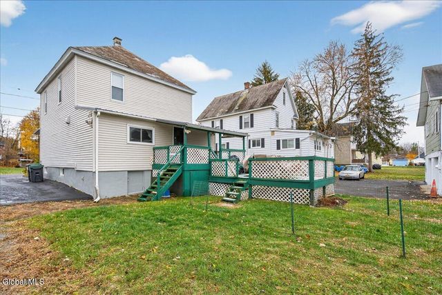 102 S Crystal Street, Schaghticoke, NY 12118