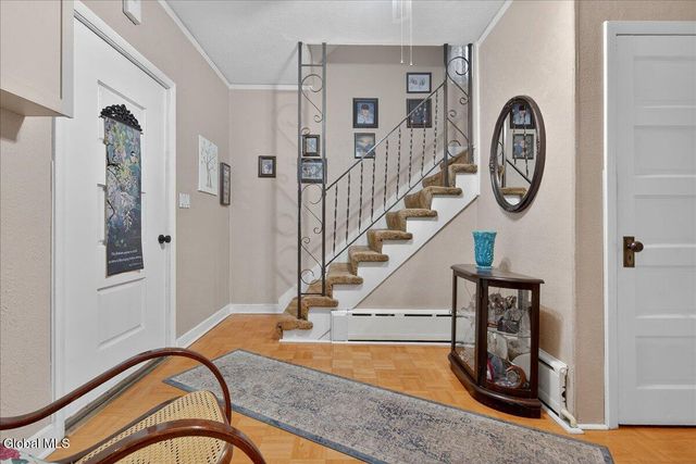 102 S Crystal Street, Schaghticoke, NY 12118