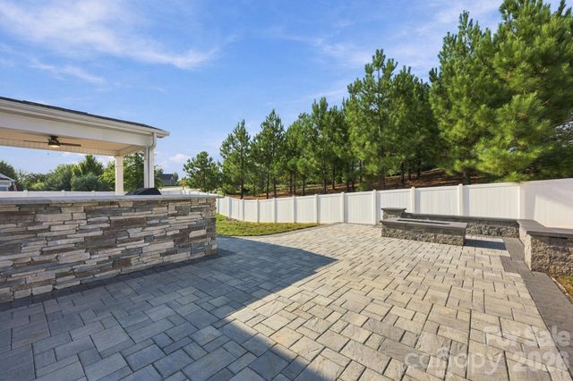 105 Yellow Birch Loop, Mooresville, NC 28117