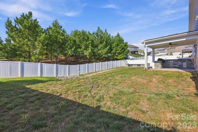 105 Yellow Birch Loop, Mooresville, NC 28117