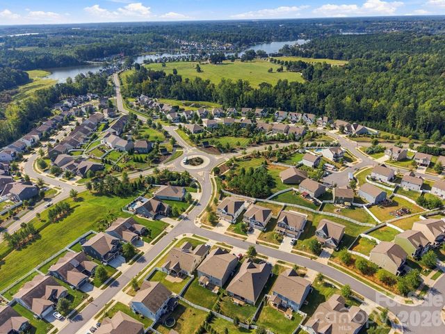 105 Yellow Birch Loop, Mooresville, NC 28117