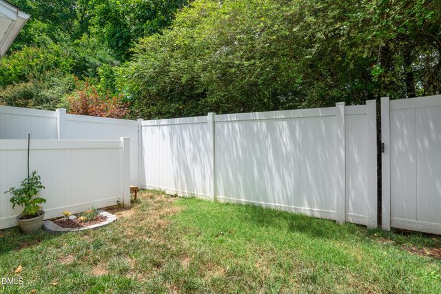 5552 Nur Lane, Raleigh, NC 27606