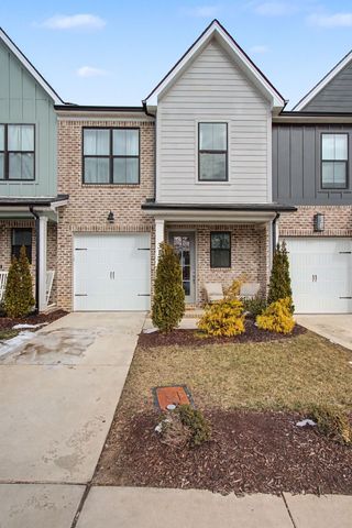 3179 Sassafras Ln, Thompsons Station, TN 37179