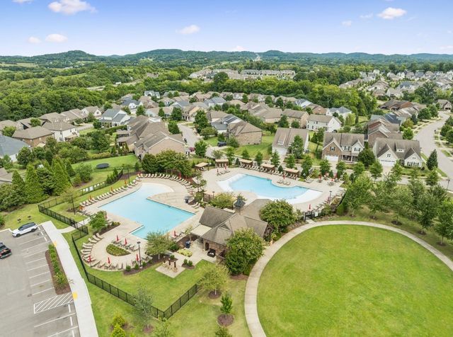 3179 Sassafras Ln, Thompsons Station, TN 37179