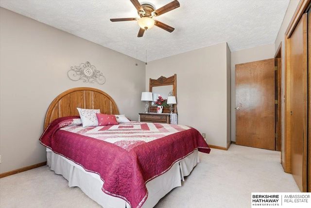 13937 Arbor Circle, Omaha, NE 68144