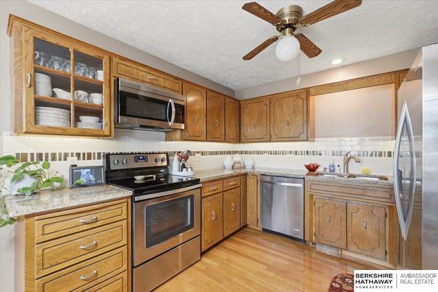 13937 Arbor Circle, Omaha, NE 68144