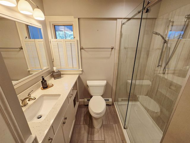 16 Country Club Drive, South Burlington, VT 05403