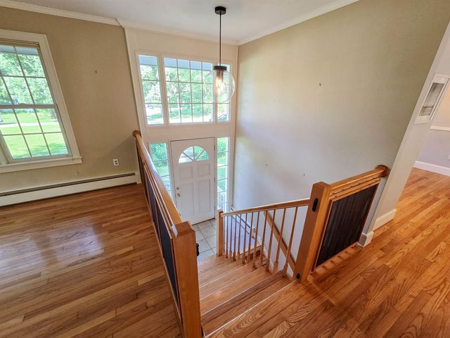 16 Country Club Drive, South Burlington, VT 05403