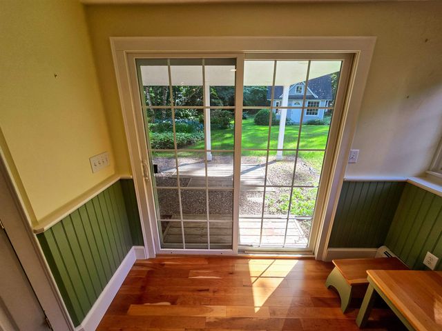 16 Country Club Drive, South Burlington, VT 05403