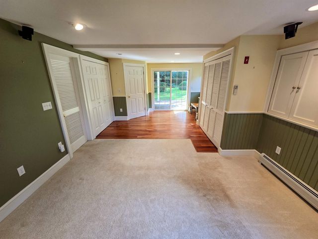 16 Country Club Drive, South Burlington, VT 05403