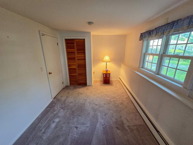 16 Country Club Drive, South Burlington, VT 05403