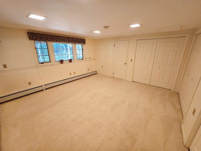 16 Country Club Drive, South Burlington, VT 05403