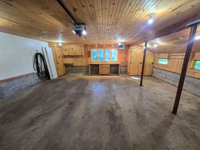 16 Country Club Drive, South Burlington, VT 05403