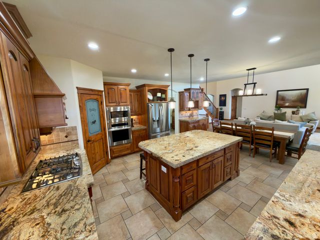 2139 N BANBURY CT, Lehi, UT 84043