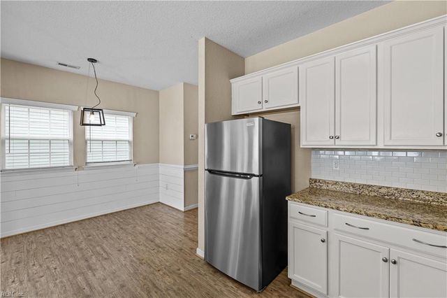 202 Thalia RD, Virginia Beach, VA 23452