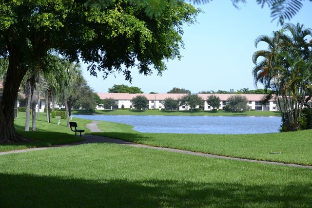 3300 Jaywood Terrace J116, Boca Raton, FL 33431