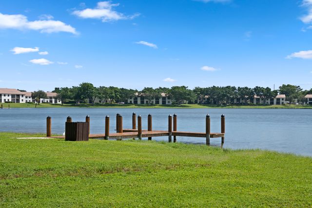 3300 Jaywood Terrace J116, Boca Raton, FL 33431