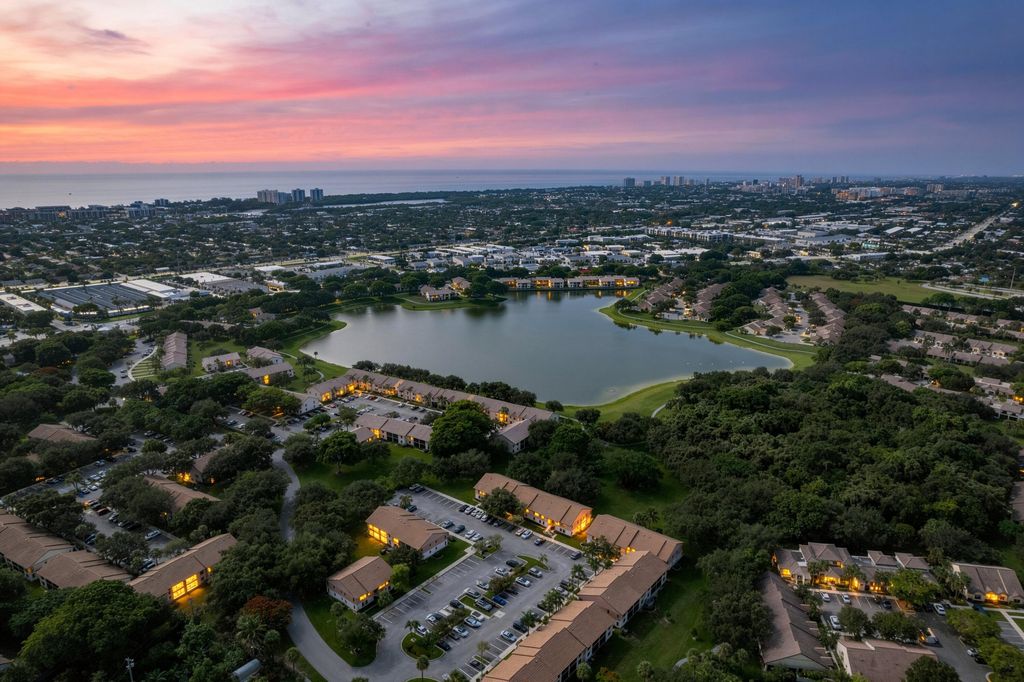 3300 Jaywood Terrace J116, Boca Raton, FL 33431