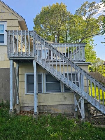 186 Ridge Rd, Marlborough, MA 01752
