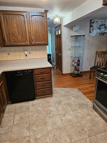186 Ridge Rd, Marlborough, MA 01752