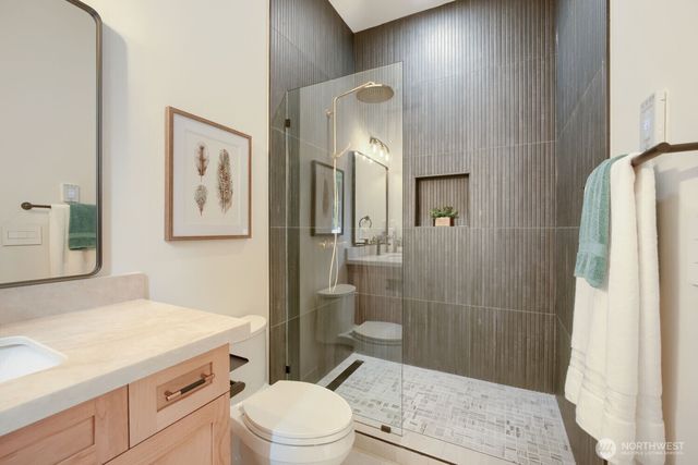 1265 165th Avenue SE, Bellevue, WA 98008