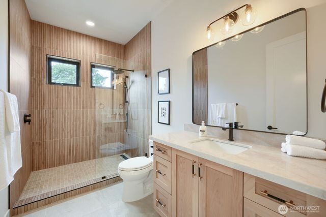 1265 165th Avenue SE, Bellevue, WA 98008