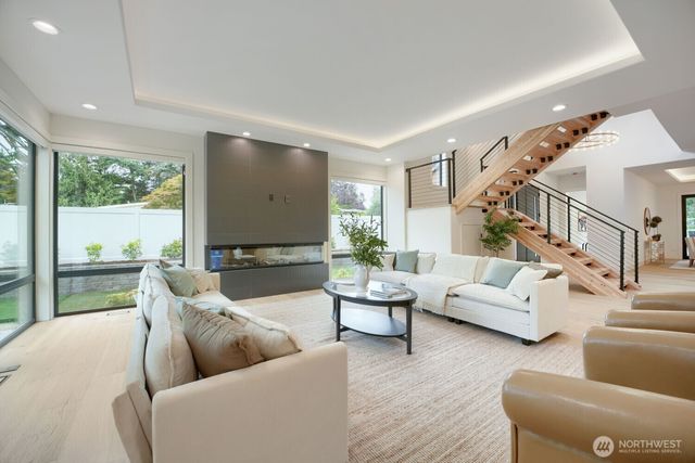 1265 165th Avenue SE, Bellevue, WA 98008