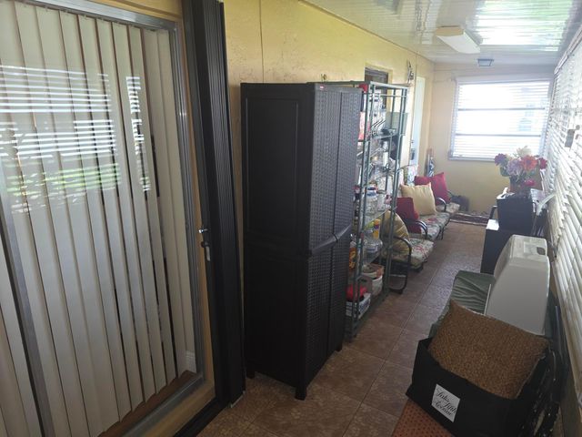 2002 SW Natura Boulevard B, Deerfield Beach, FL 33441