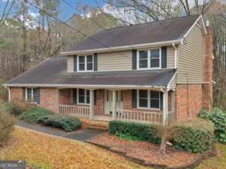 905 Sweet Briar Lane SE, Conyers, GA 30094