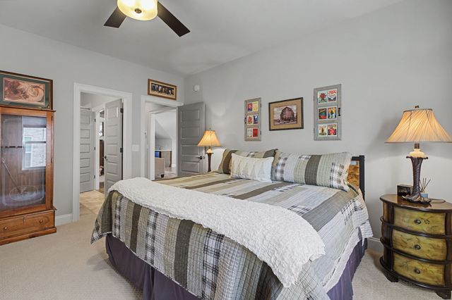 2111 White Poplar Court, Murfreesboro, TN 37130