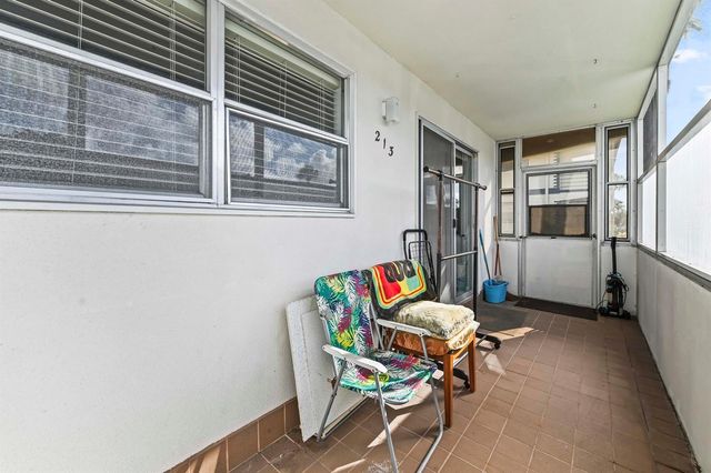 213 Brittany E, Delray Beach, FL 33446