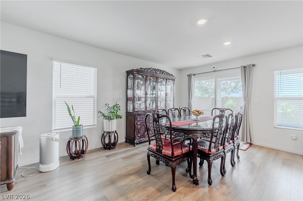 8707 Senna Avenue, Las Vegas, NV 89148 — photo 5
