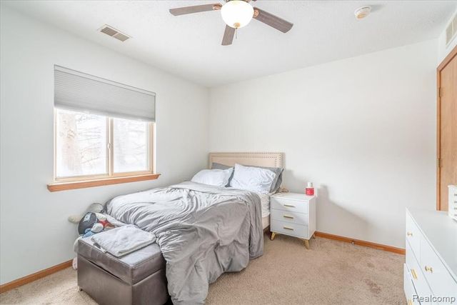 9714 Sawgrass Court, Belleville, MI 48111