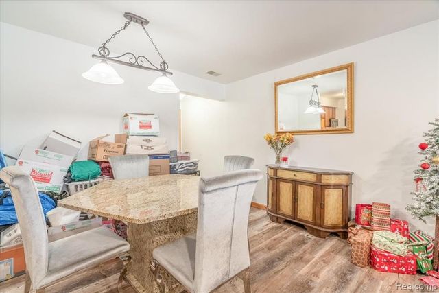 9714 Sawgrass Court, Belleville, MI 48111