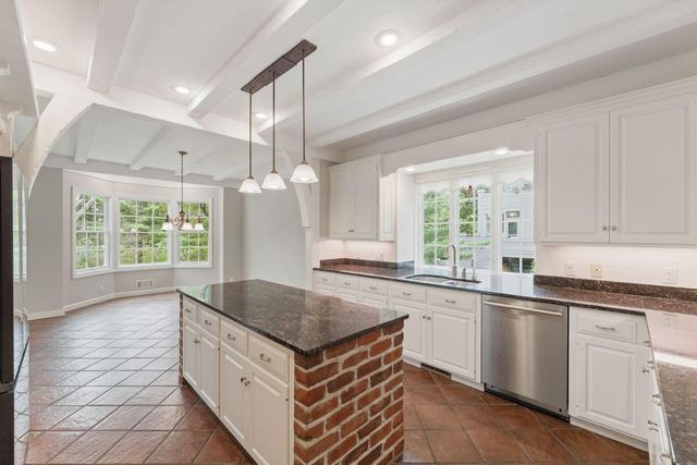 10797 Purdey Road, Eden Prairie, MN 55347