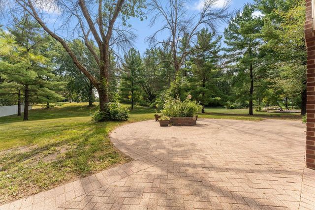 10797 Purdey Road, Eden Prairie, MN 55347