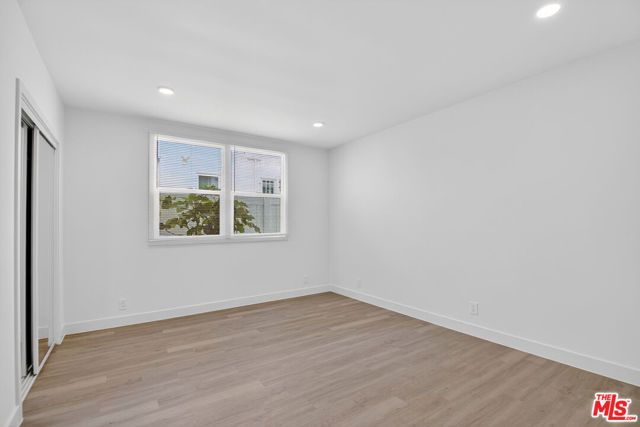 136 S Edgemont Street, Los Angeles, CA 90004