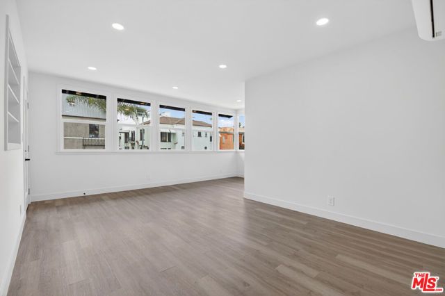 136 S Edgemont Street, Los Angeles, CA 90004