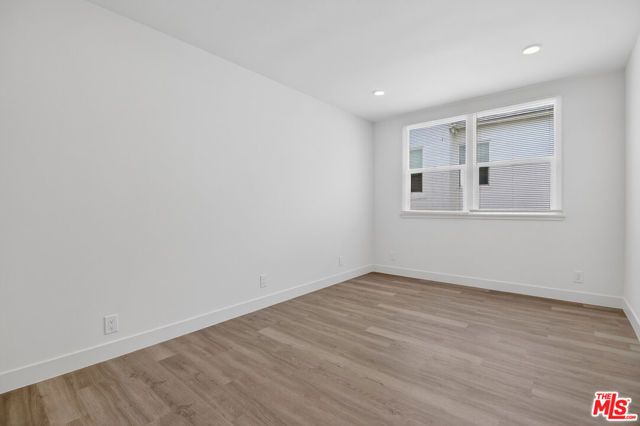 136 S Edgemont Street, Los Angeles, CA 90004