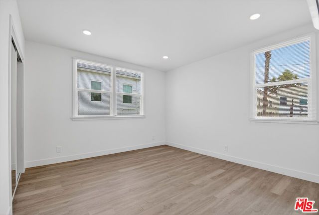136 S Edgemont Street, Los Angeles, CA 90004