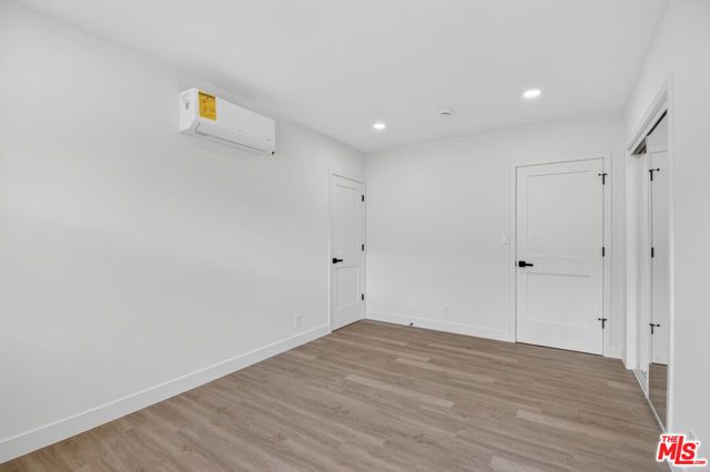 136 S Edgemont Street, Los Angeles, CA 90004